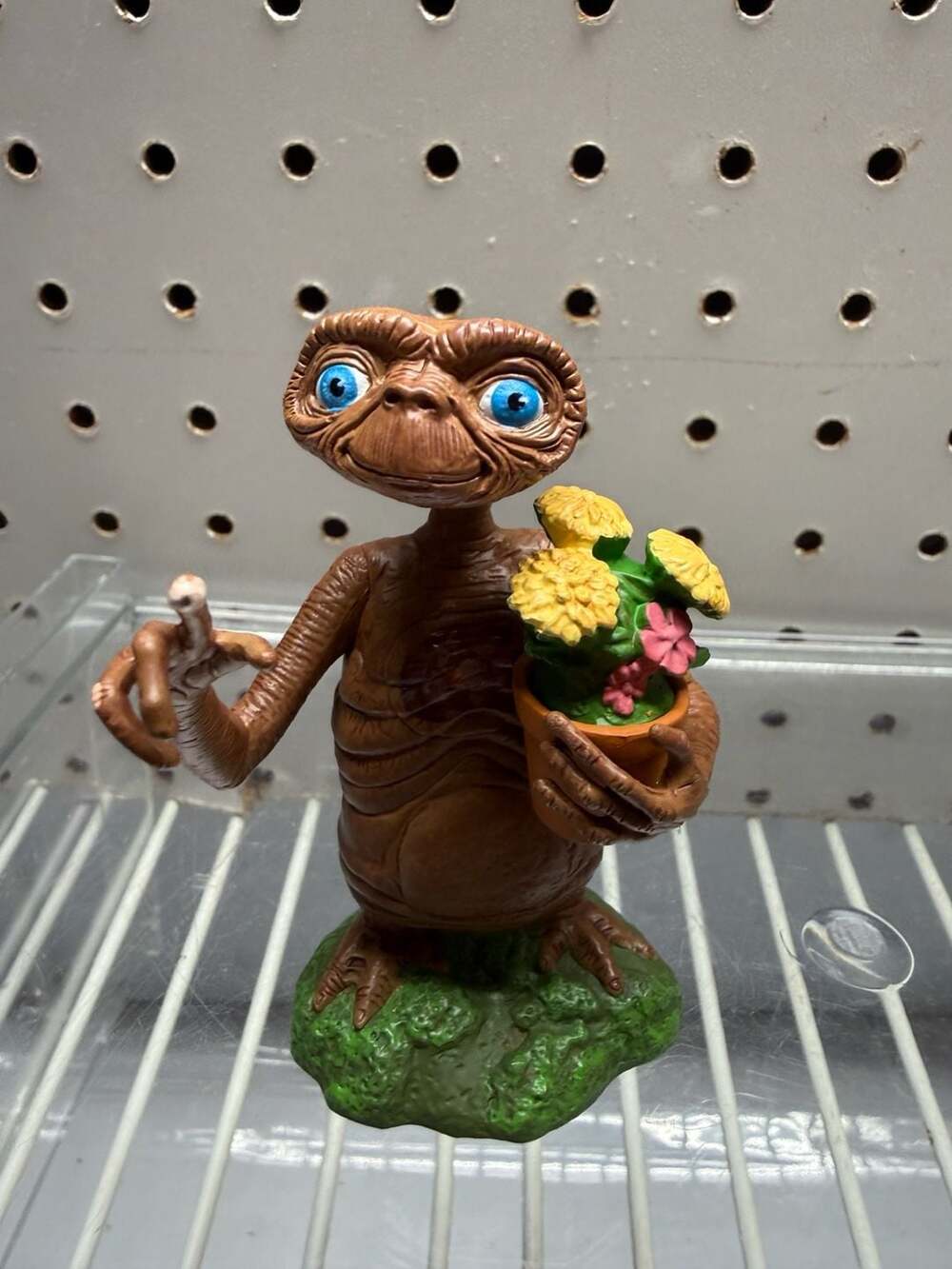 Universal Studios E.T. The Extra-Terrestrial Figurine